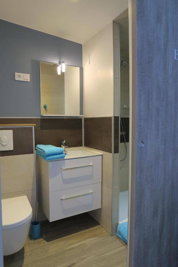 Les Collinades De Chalons Hotel Bagian luar foto