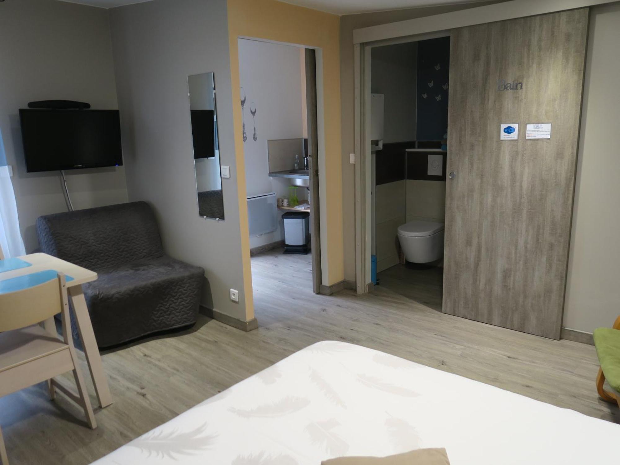 Les Collinades De Chalons Hotel Bagian luar foto